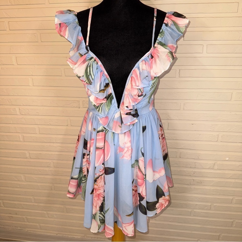 Luxxel Blue Floral Ruffle Plunge Neck Romper, Women’s Size Medium